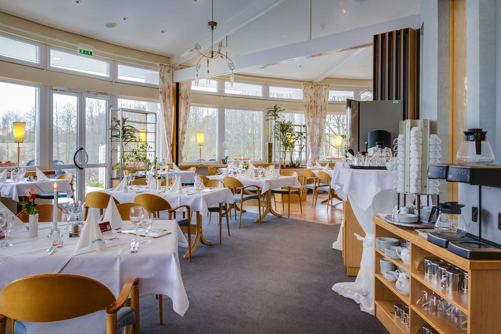 Seehotel Luisenhof Falkenhagen  Exterior photo